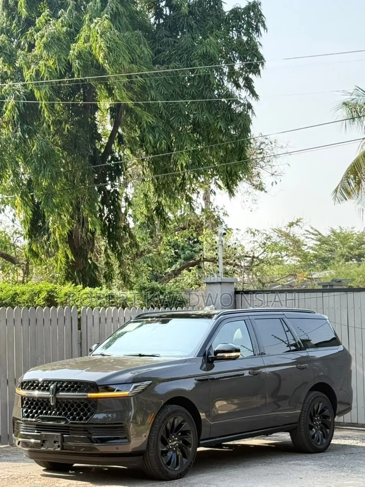 Lincoln Navigator 2025 Brown