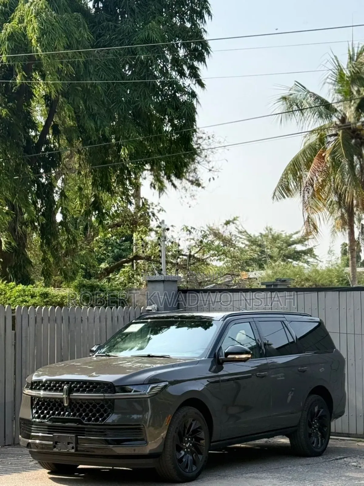 Lincoln Navigator 2025 Brown