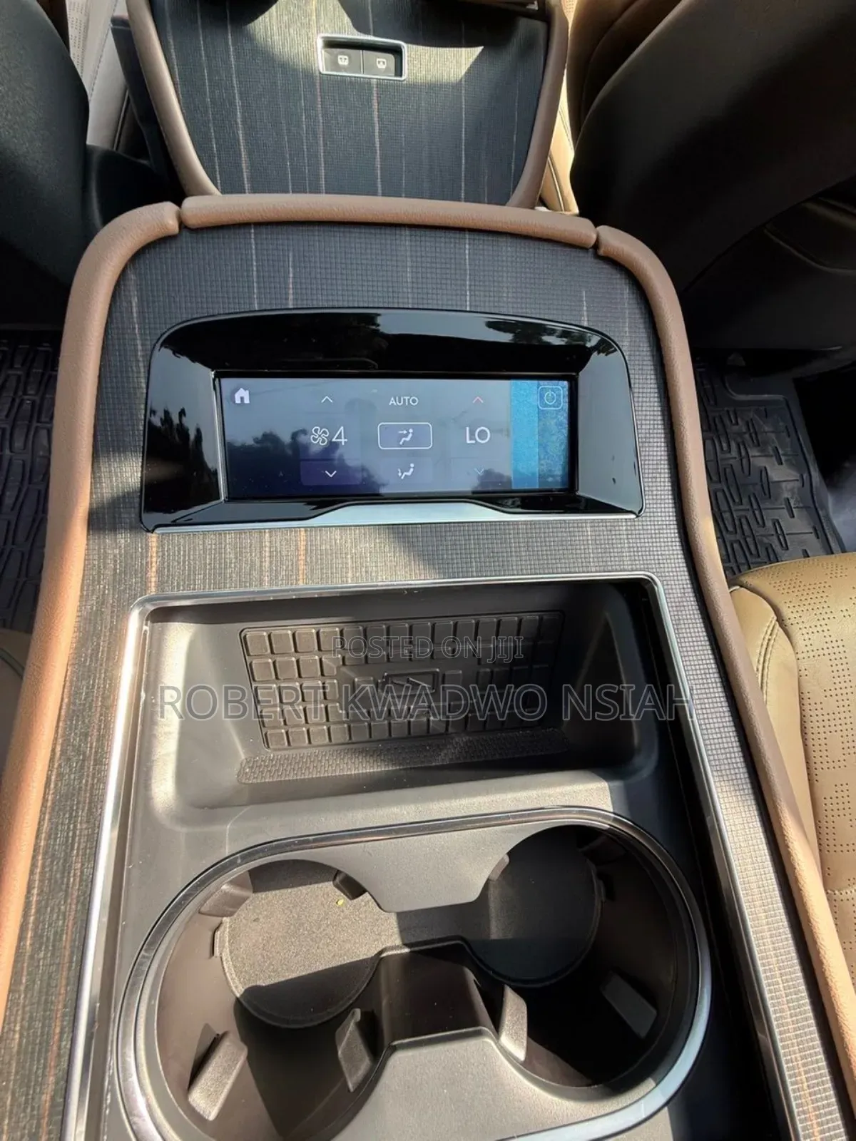 Lincoln Navigator 2025 Brown