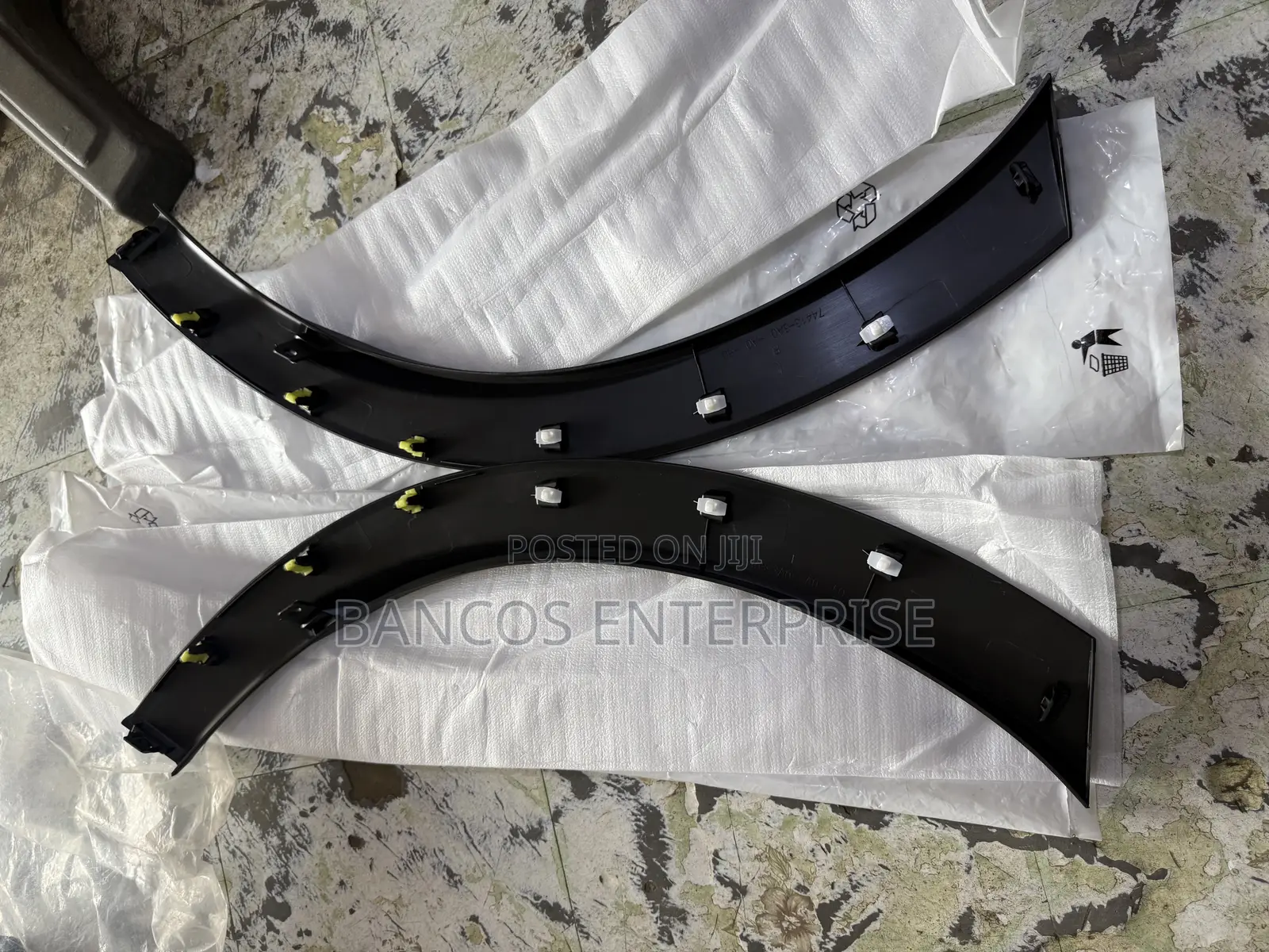 Honda Crv 2023-2026 Back Bumper Moldings