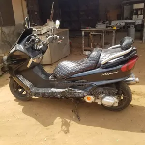 Yamaha Majesty 2018 Black