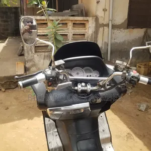 Yamaha Majesty 2018 Black
