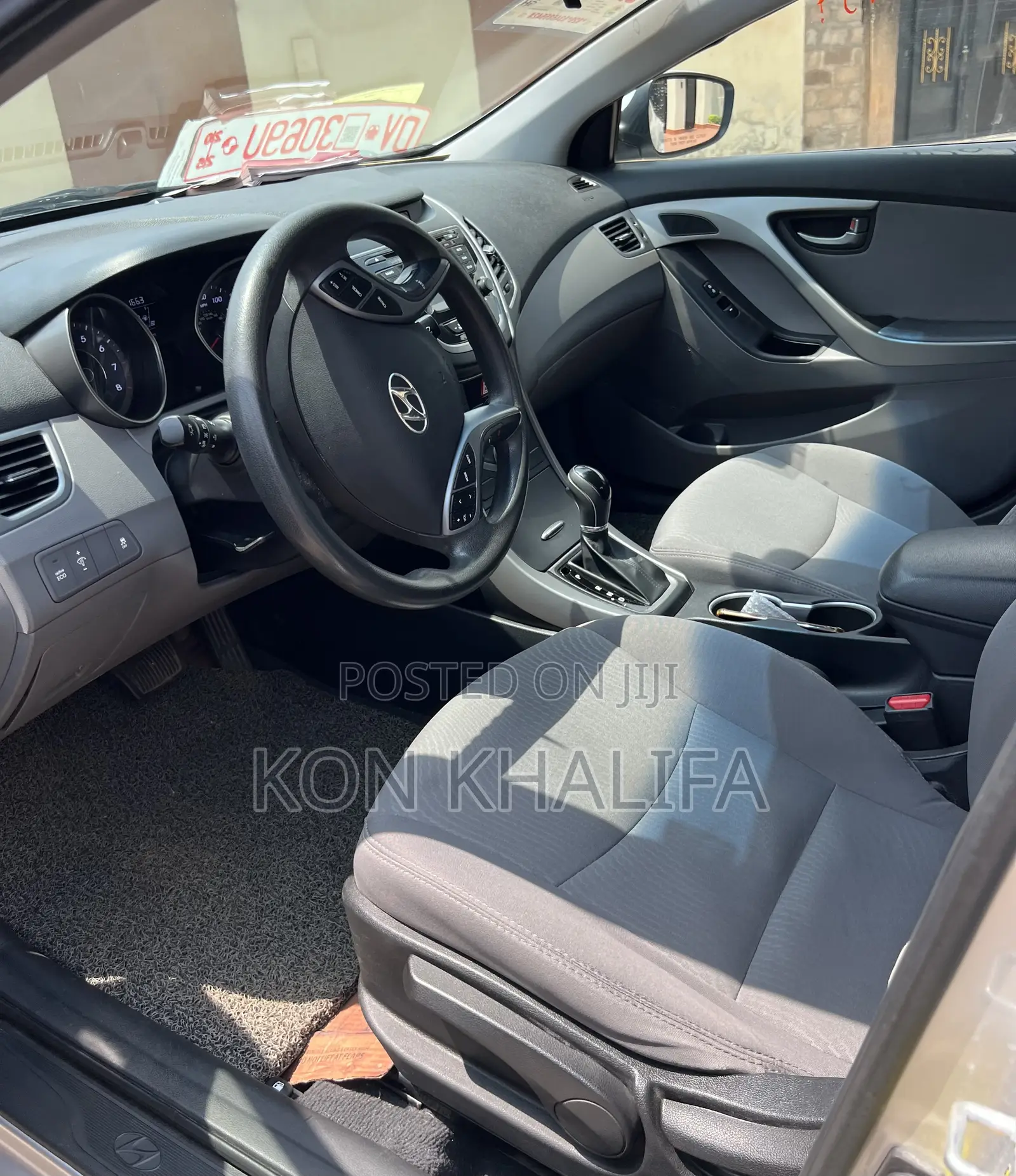 Hyundai Elantra 2016 Silver