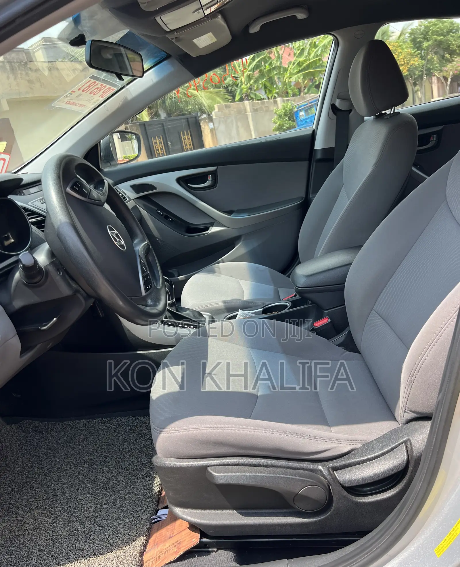 Hyundai Elantra 2016 Silver
