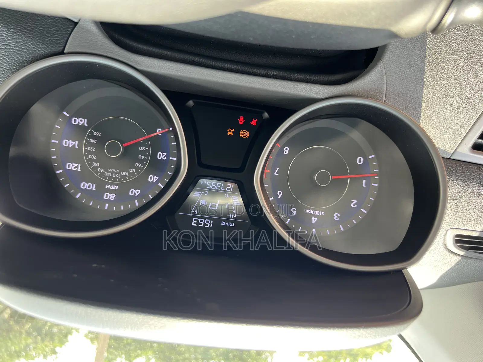 Hyundai Elantra 2016 Silver