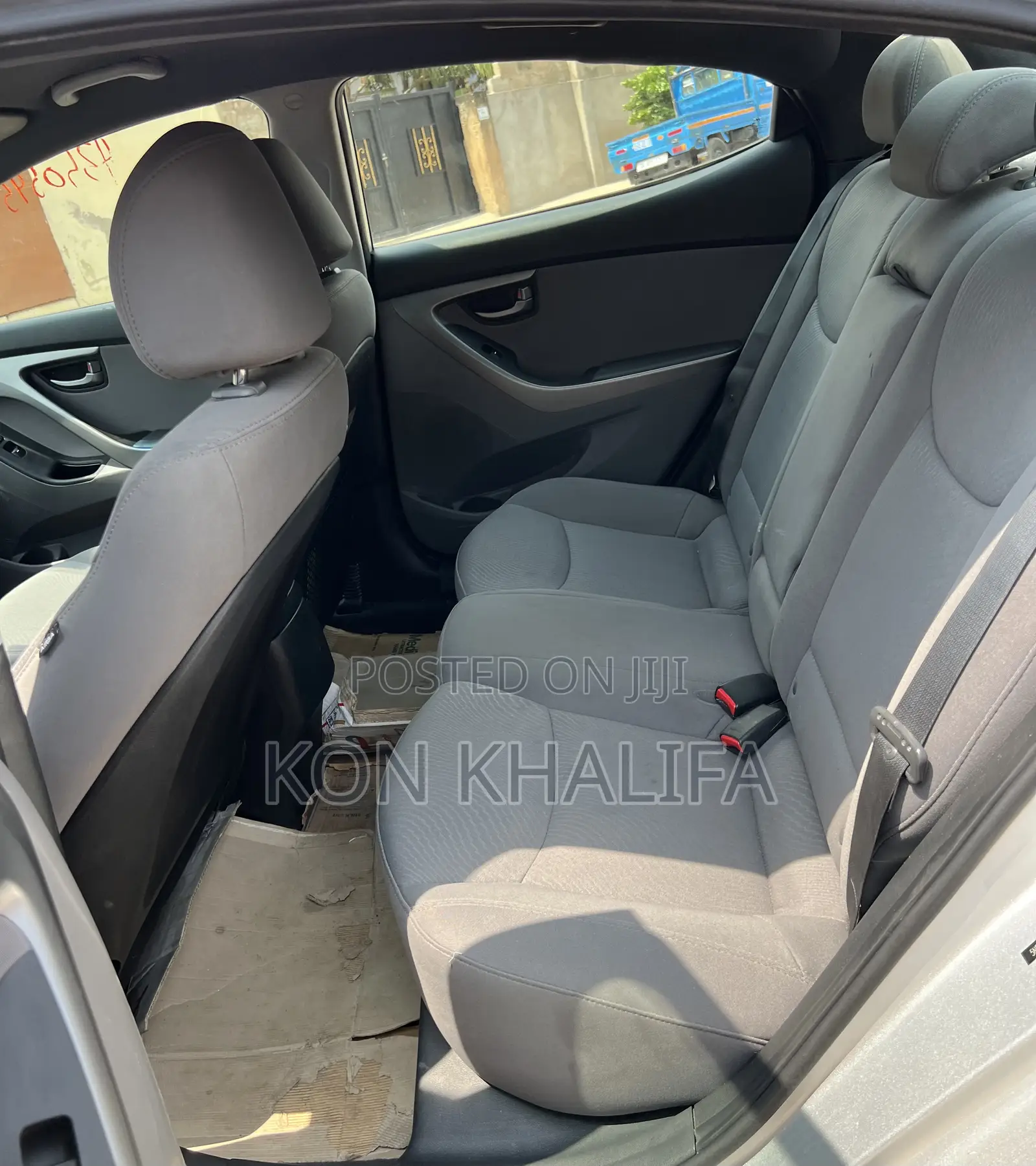 Hyundai Elantra 2016 Silver