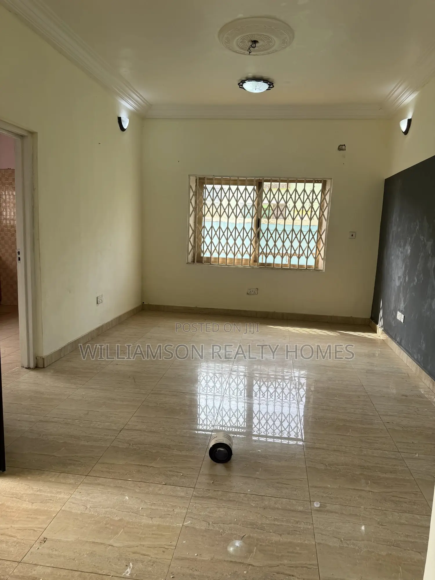 2bdrm Apartment in Community 18 Area, Spintex for rent