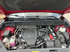 Toyota Highlander XLE AWD 2023 Burgundy