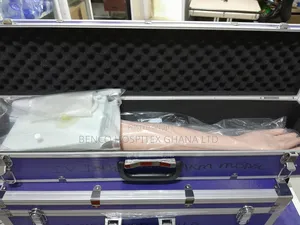 Artery Puncture Training Arm