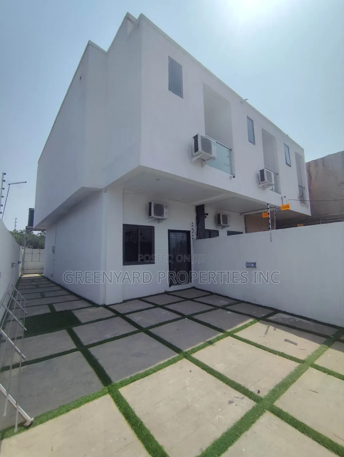 2bdrm Townhouse / Terrace in Adjiringanor, East Legon for rent