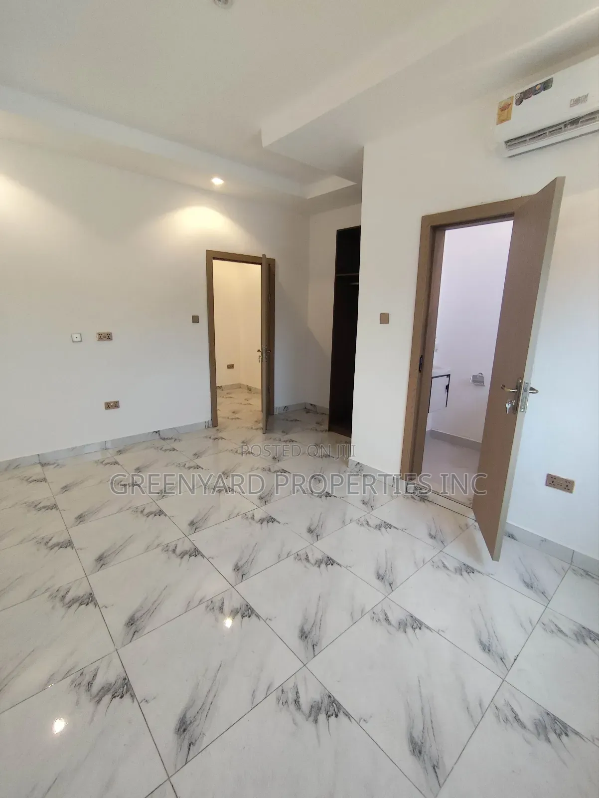 2bdrm Townhouse / Terrace in Adjiringanor, East Legon for rent