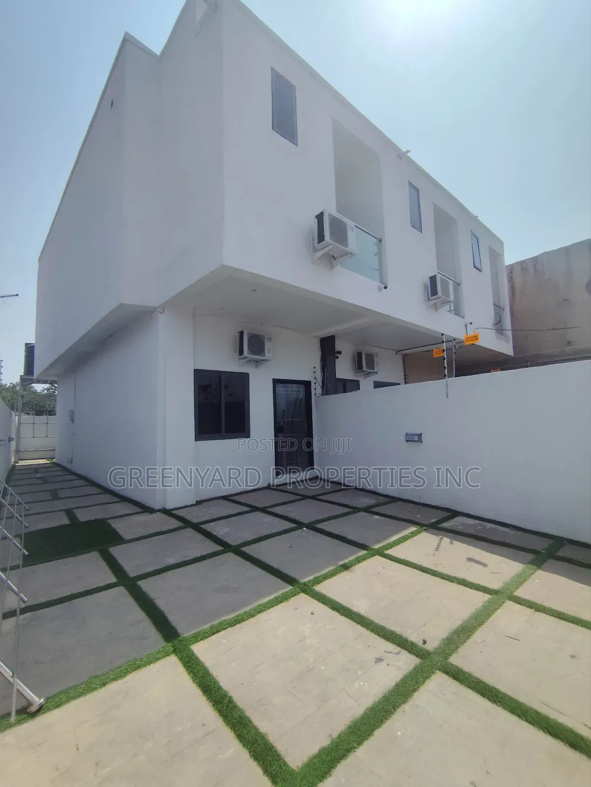 2bdrm Townhouse / Terrace in Adjiringanor, East Legon for rent
