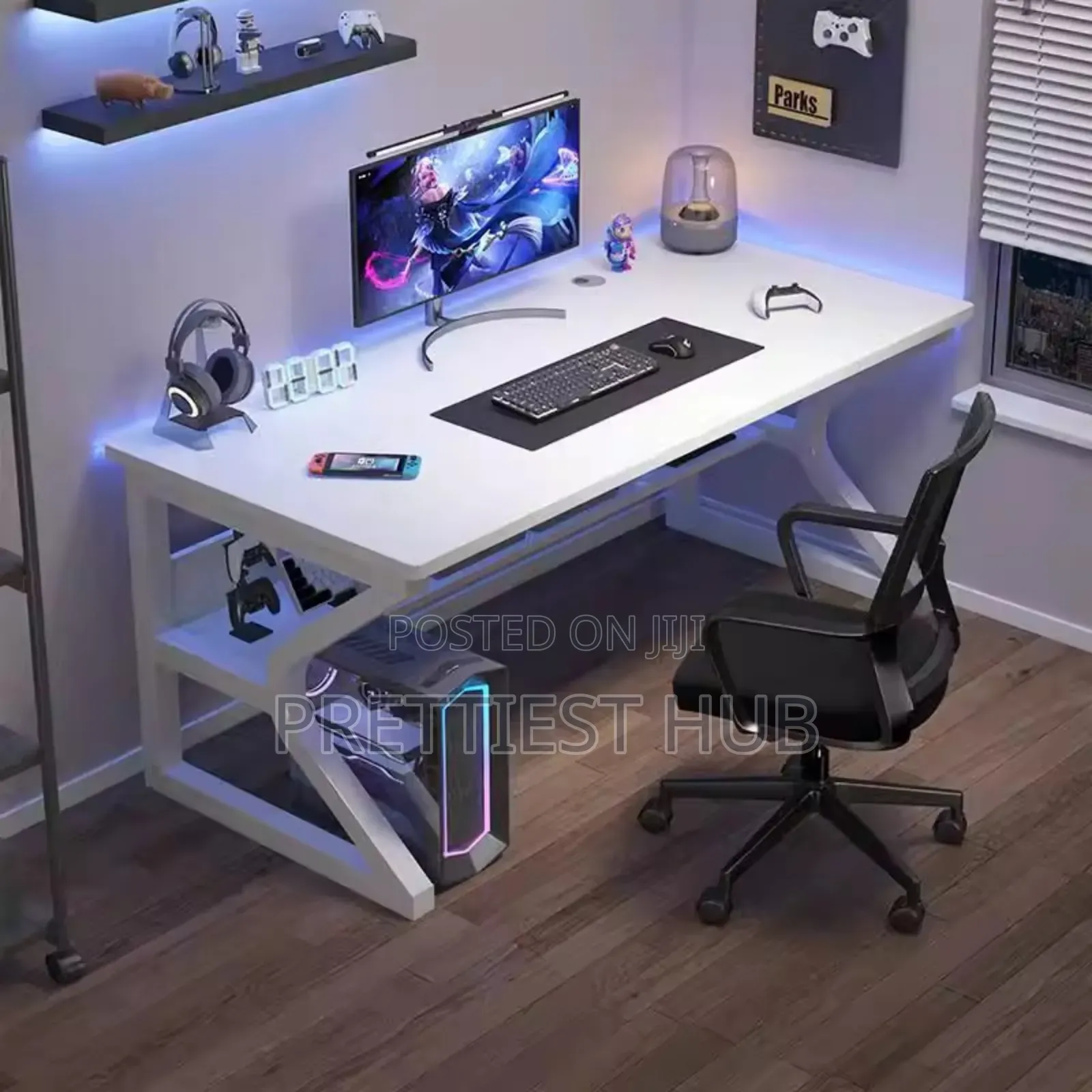 Gaming Office Studio Desk With Beneath Bookshelf