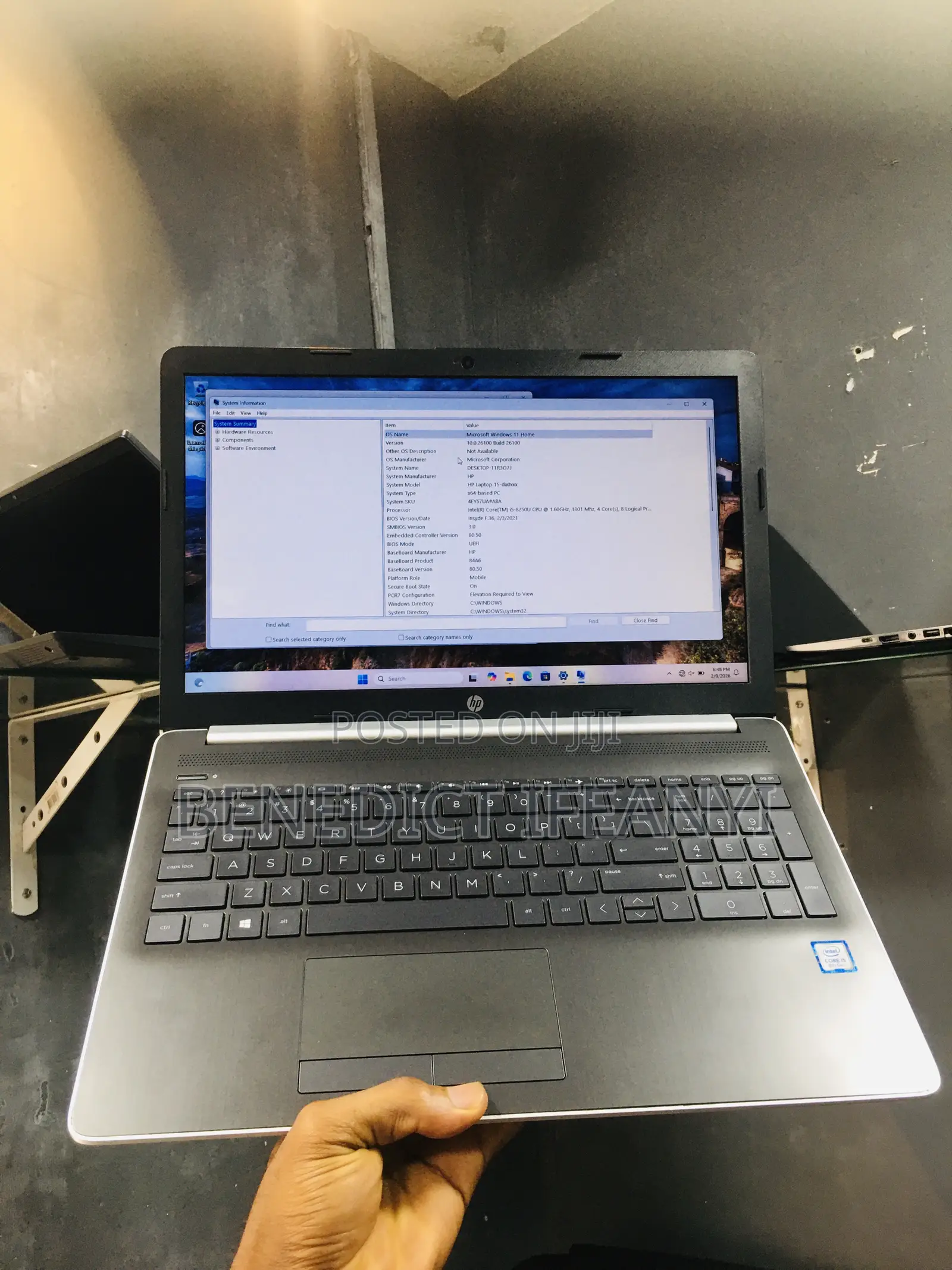 Laptop HP 15-Dy1031wm 8GB Intel Core I5 SSD 256GB