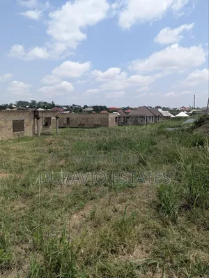 15bdrm House in Abuakwa Dkc, Kumasi Metropolitan for sale