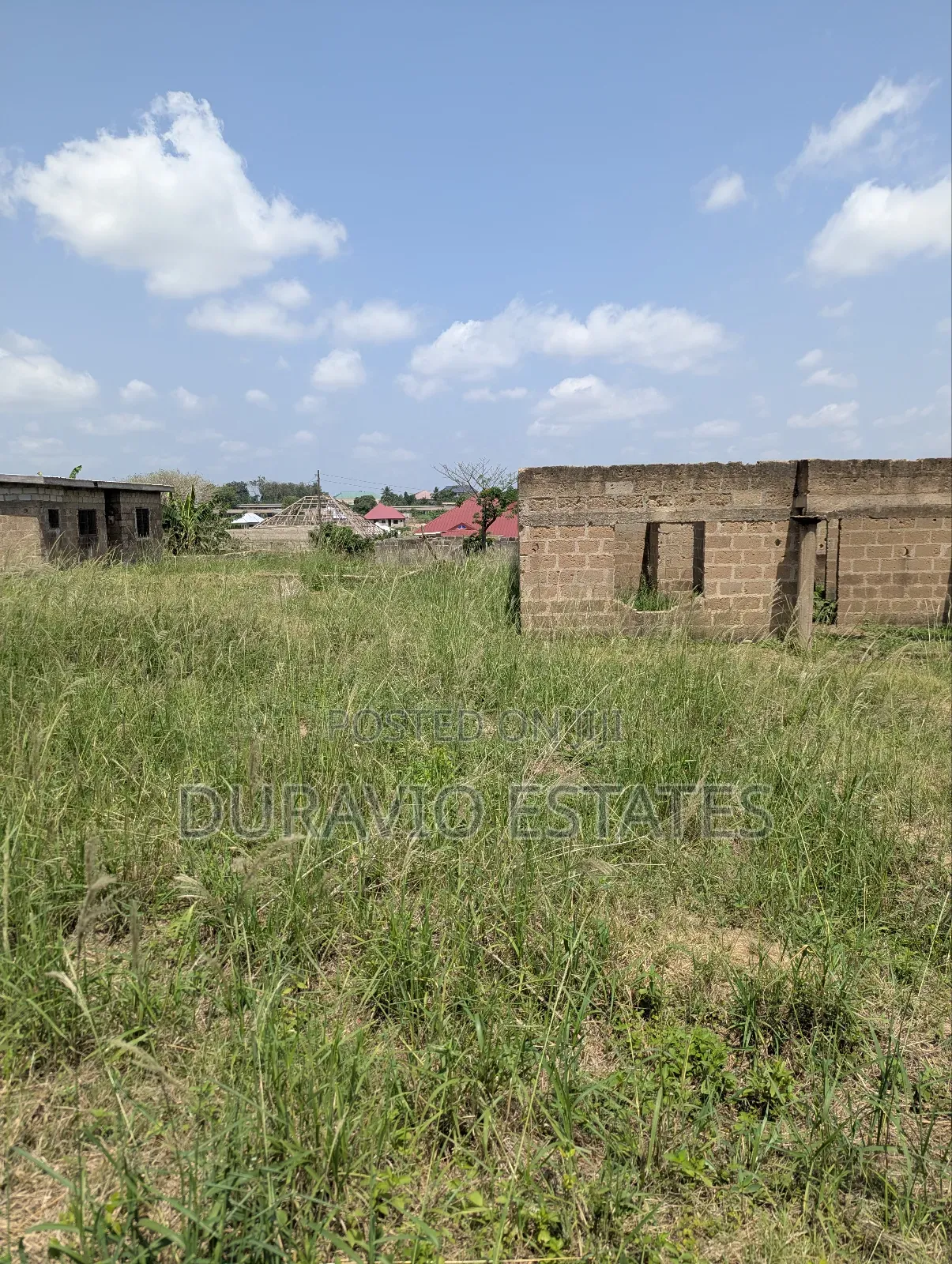15bdrm House in Abuakwa Dkc, Kumasi Metropolitan for sale