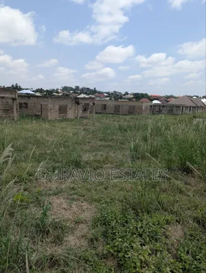 15bdrm House in Abuakwa Dkc, Kumasi Metropolitan for sale