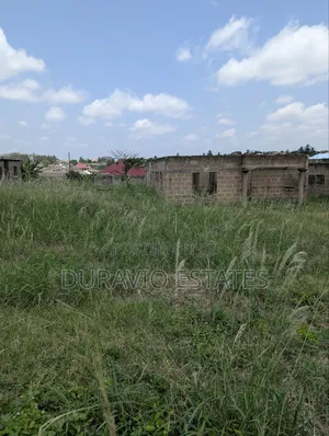 15bdrm House in Abuakwa Dkc, Kumasi Metropolitan for sale