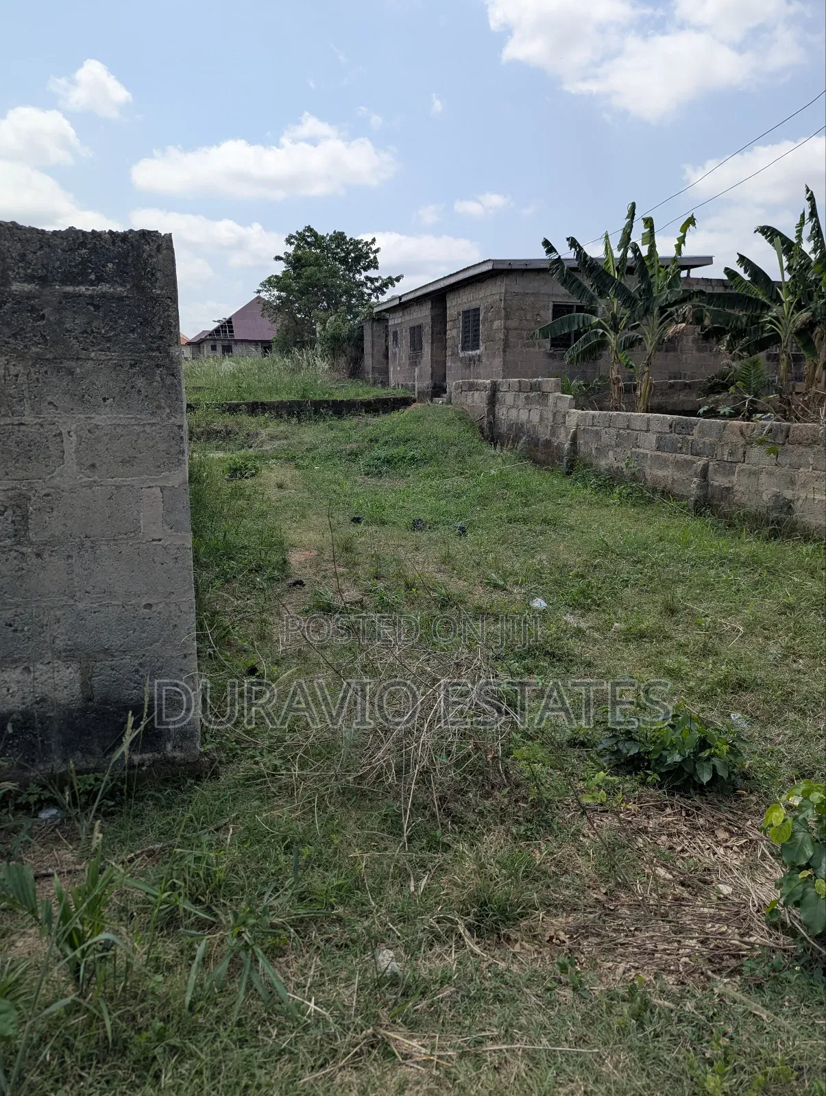 15bdrm House in Abuakwa Dkc, Kumasi Metropolitan for sale