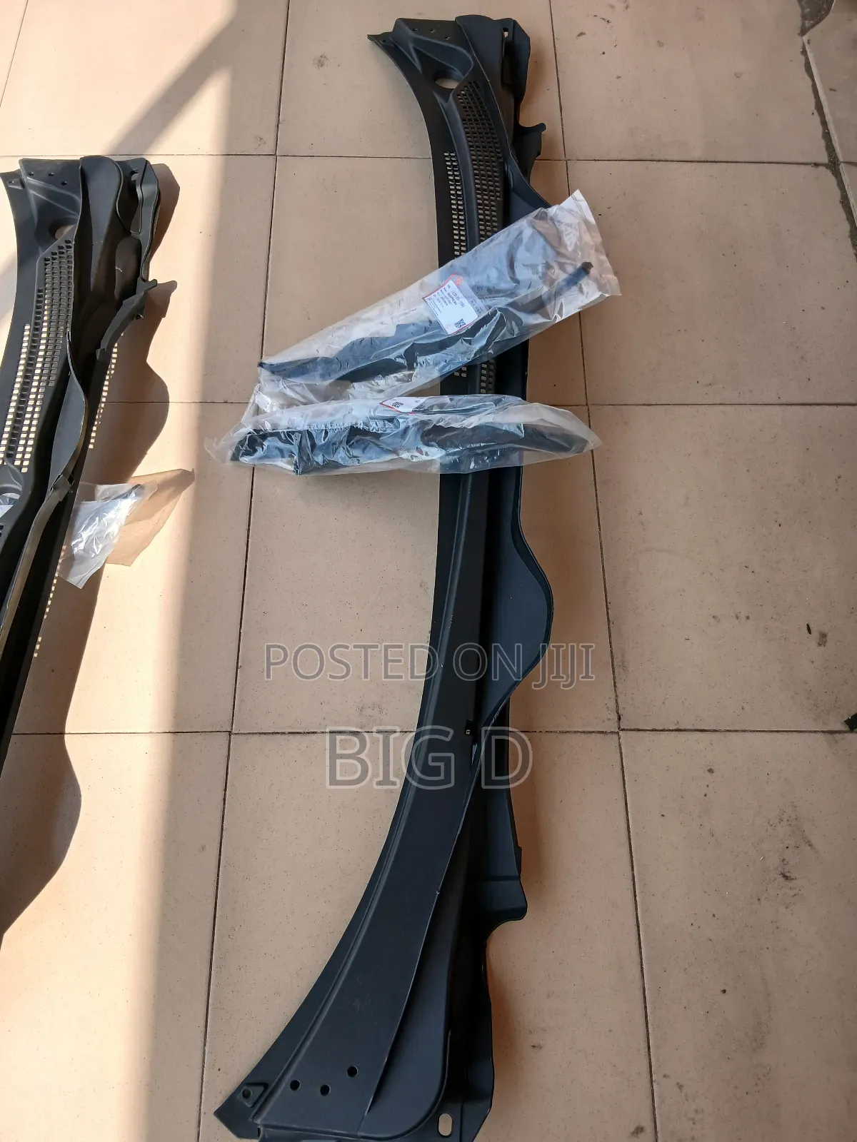 Honda Civic 2016 Wiper Panel Brand Complete