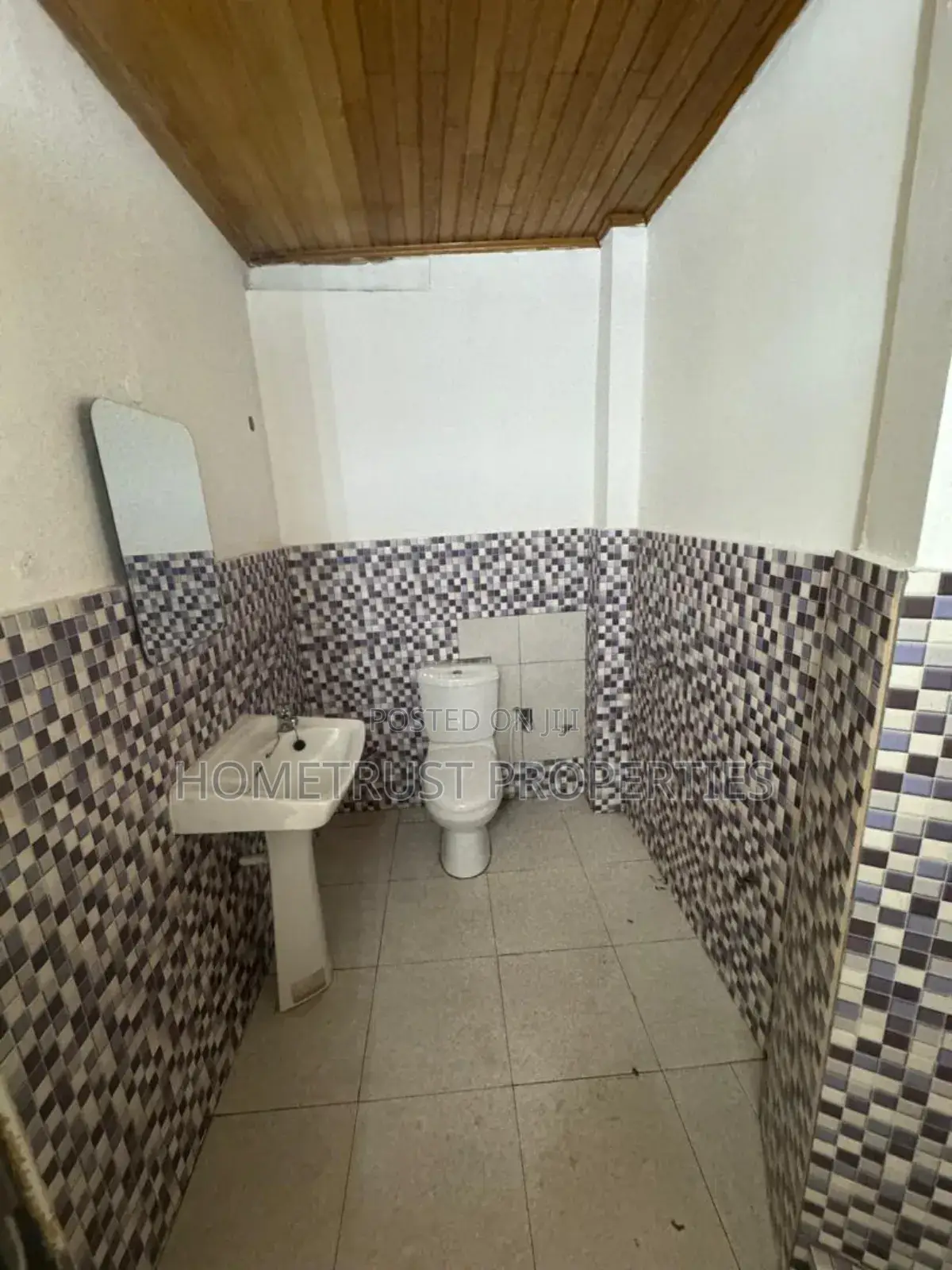 5bdrm House in Hometrust Properties, Abelemkpe for rent
