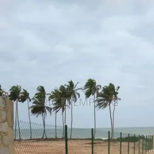 Direct Beachfront Oceanfront