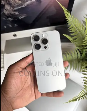 Apple iPhone 15 Pro 128 GB Silver