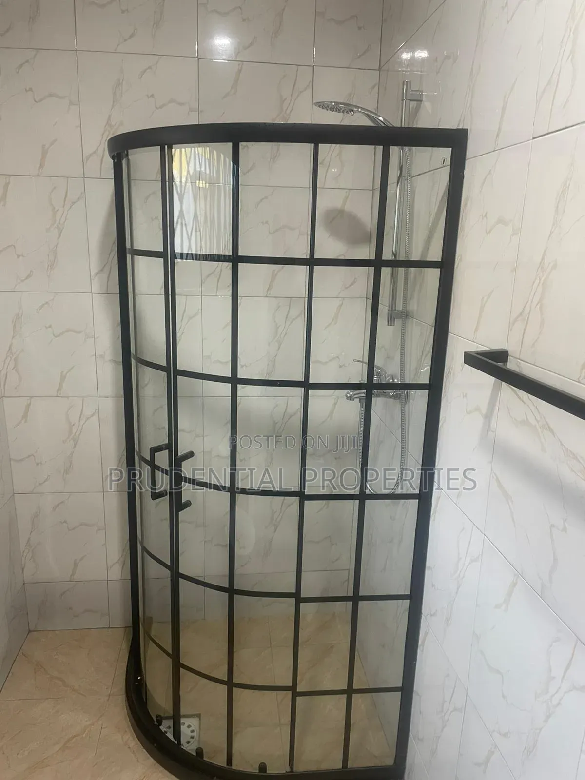 3bdrm House in Accra Metropolitan for sale