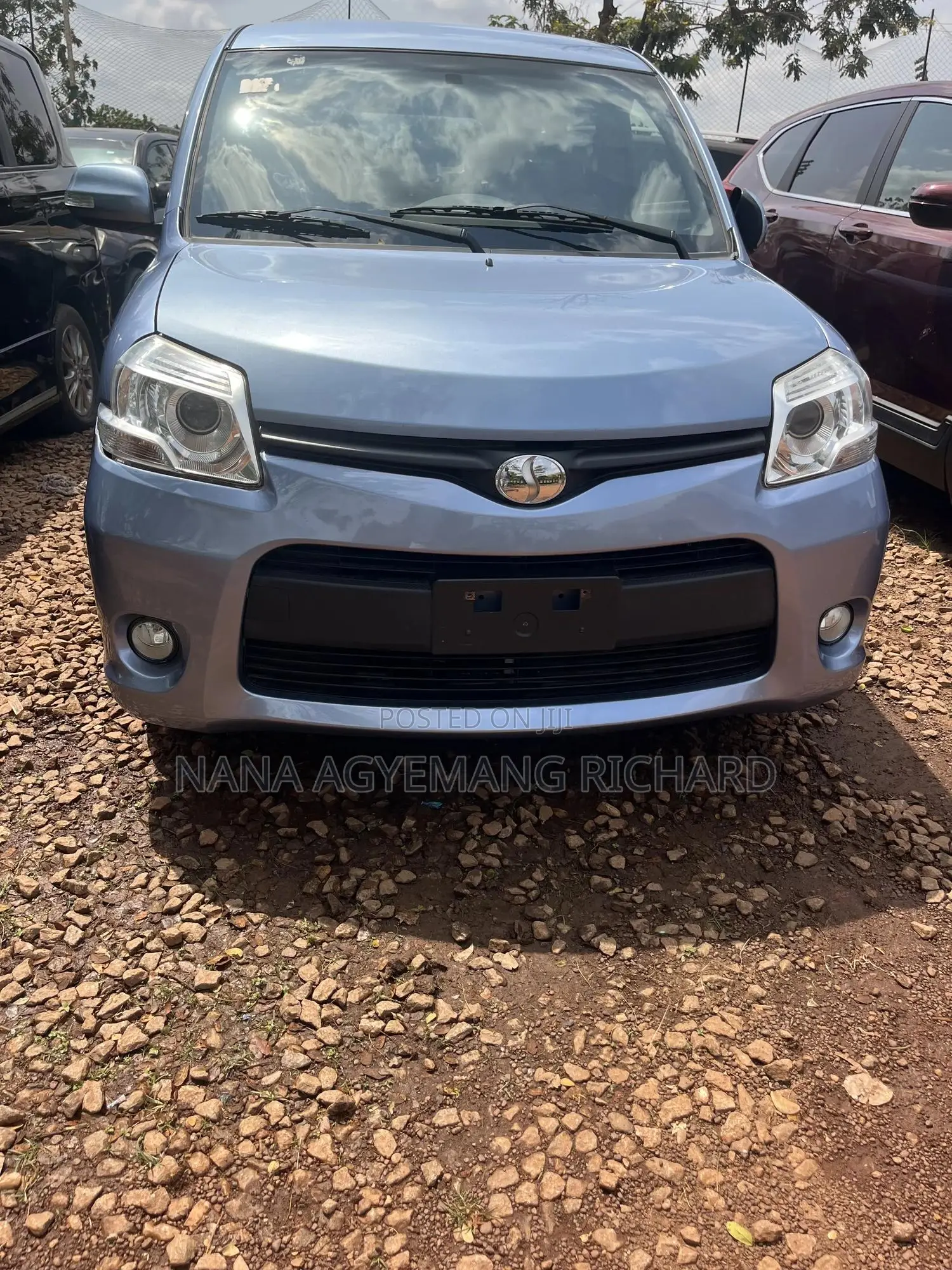 Toyota Sienta 1.5 FWD 2013 Blue