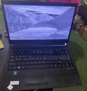 Laptop Acer TravelMate 8481T 4GB Intel Core I7 HDD+SSD 16 GB
