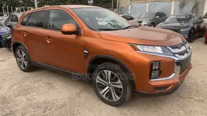 Mitsubishi Outlander 2.0 PHEV AWD 2021 Gold