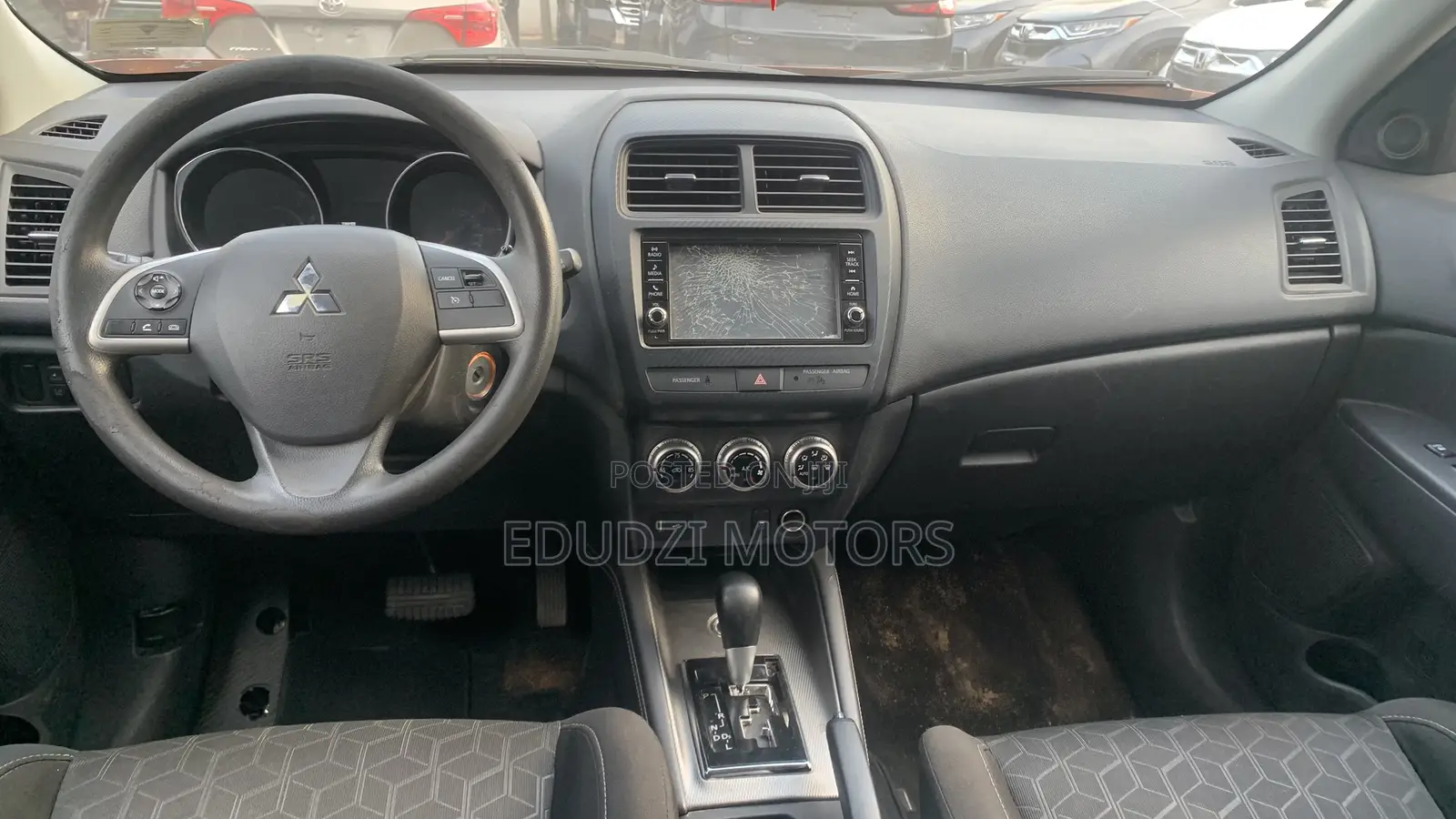 Mitsubishi Outlander 2.0 PHEV AWD 2021 Gold