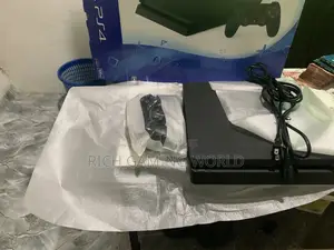 Refurbished Ps4 Slim With 10 Games of Your Choice Will Be Installed