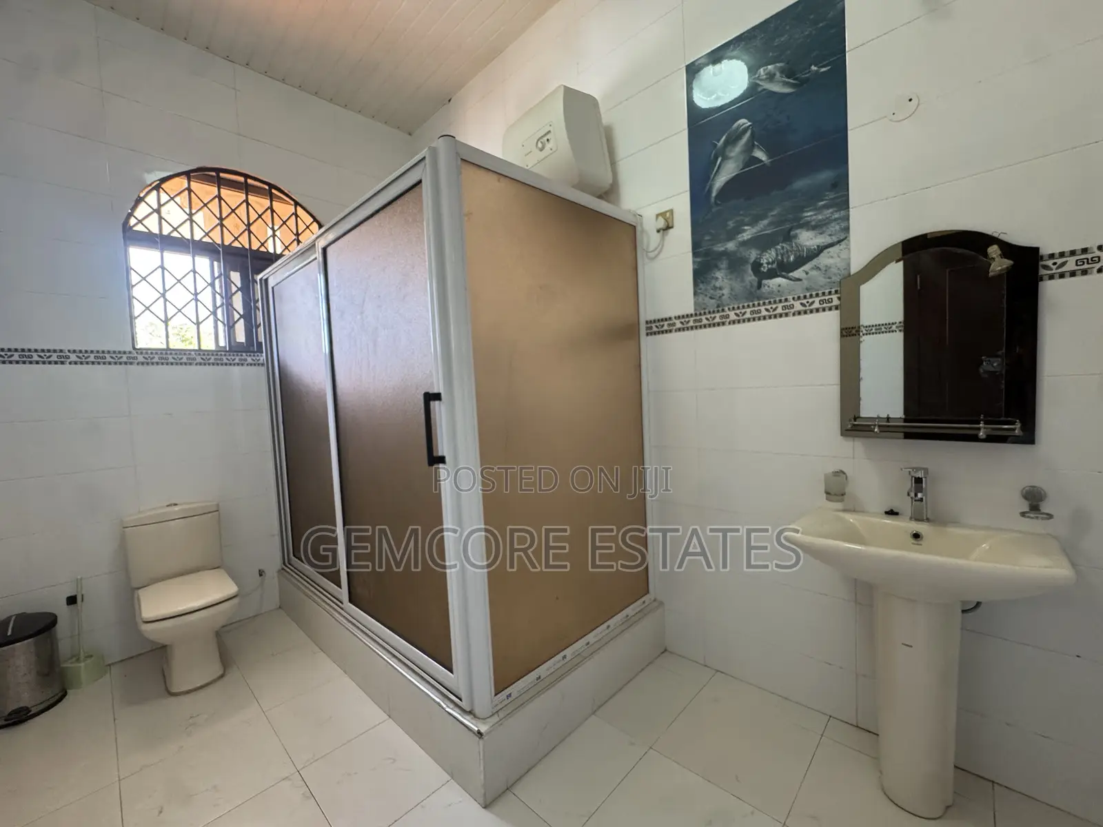 6bdrm House in Adjiringanor, East Legon for rent