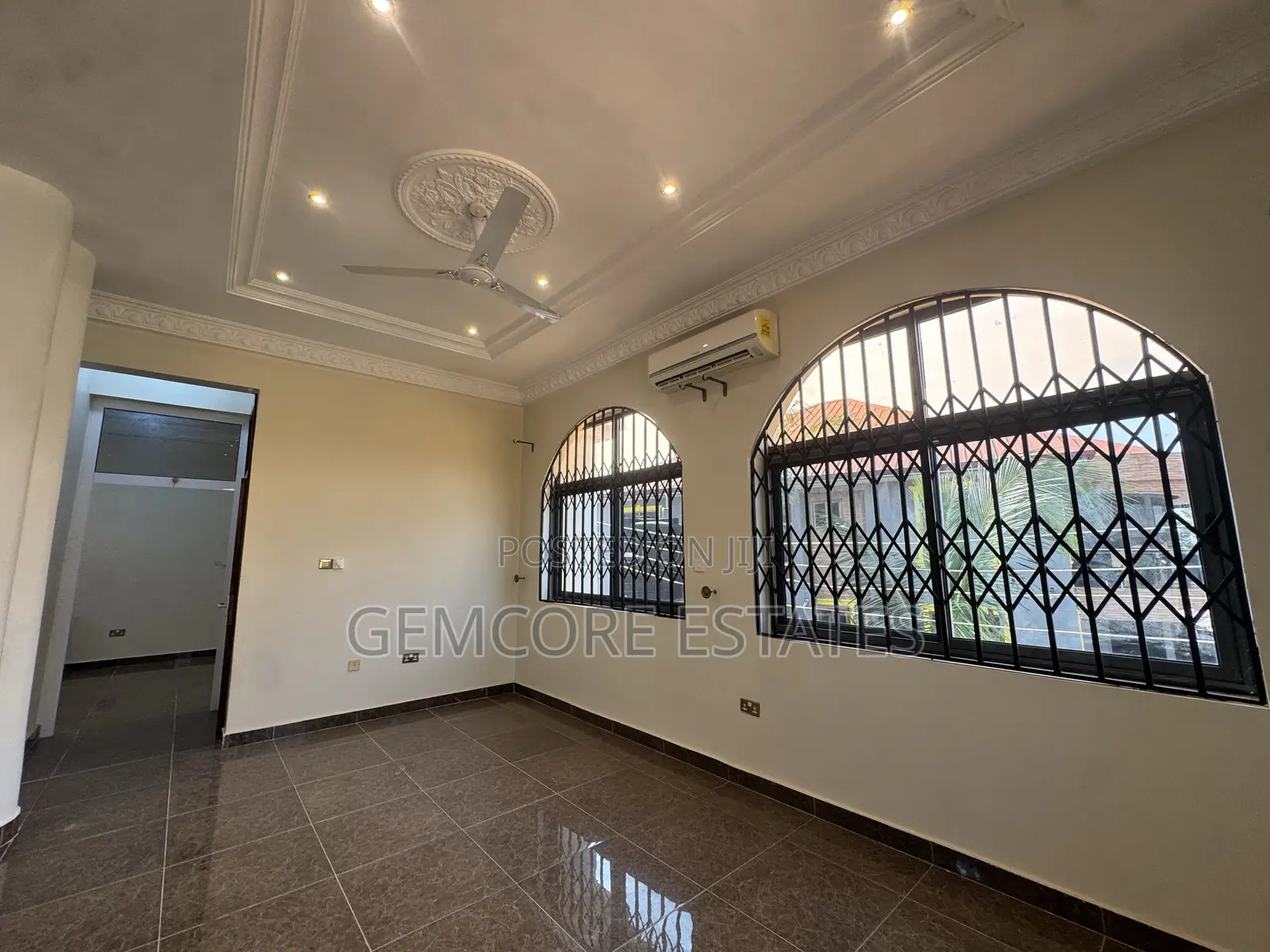 6bdrm House in Adjiringanor, East Legon for rent
