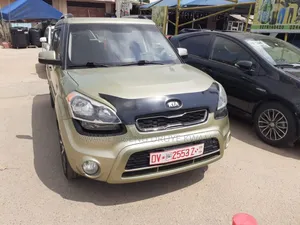 Kia Soul BASE 2013 Green
