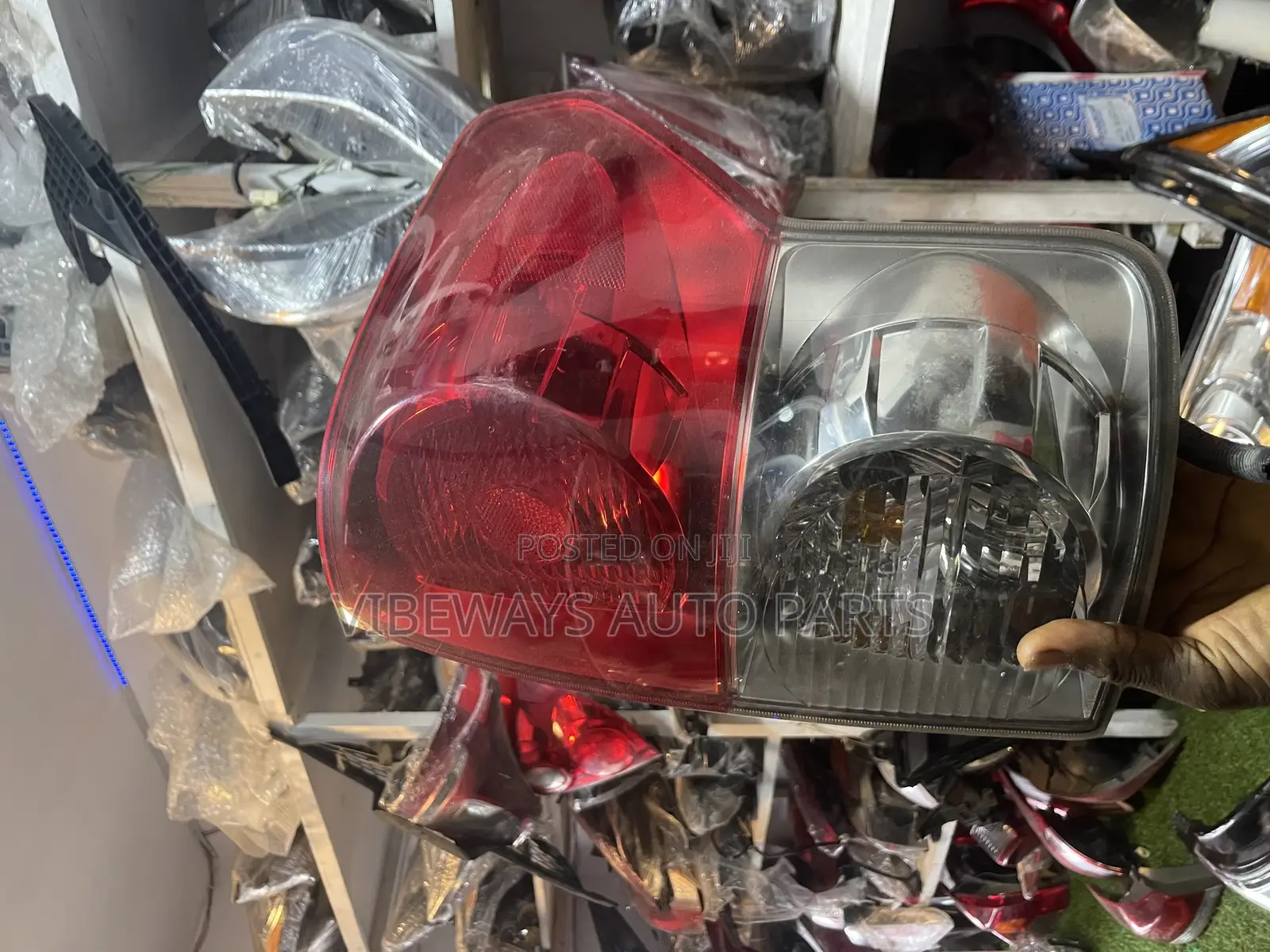 Toyota Tundra 2007-2013 Taillight Used