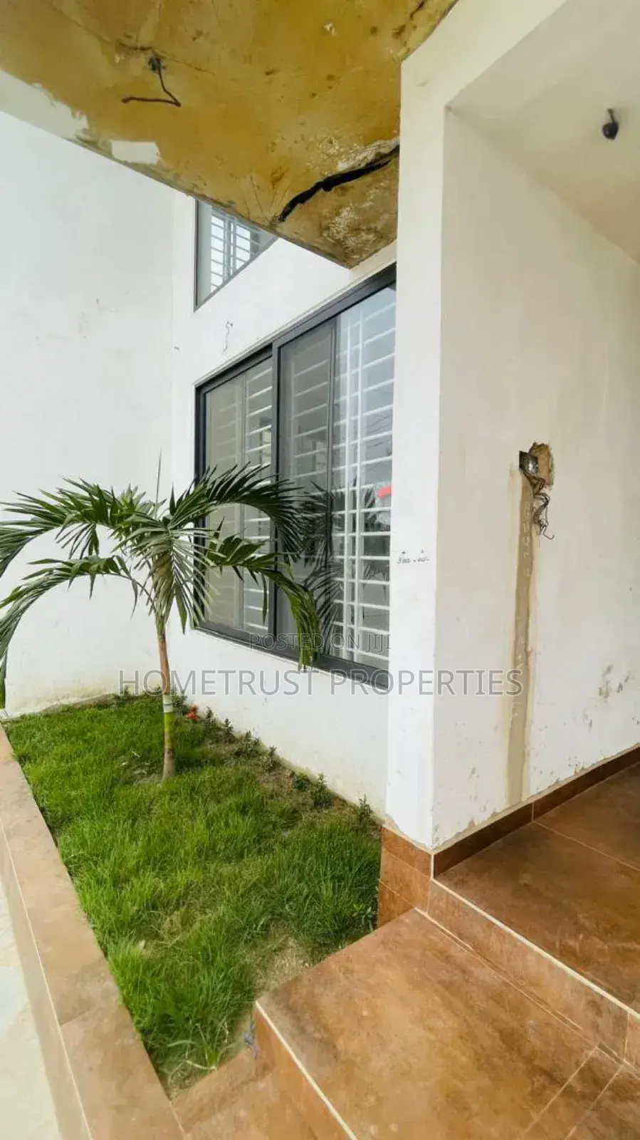 4bdrm Duplex in Hometrust Properties, Achimota for sale