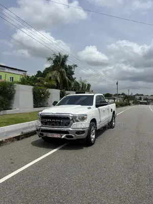 Dodge RAM 2022 White