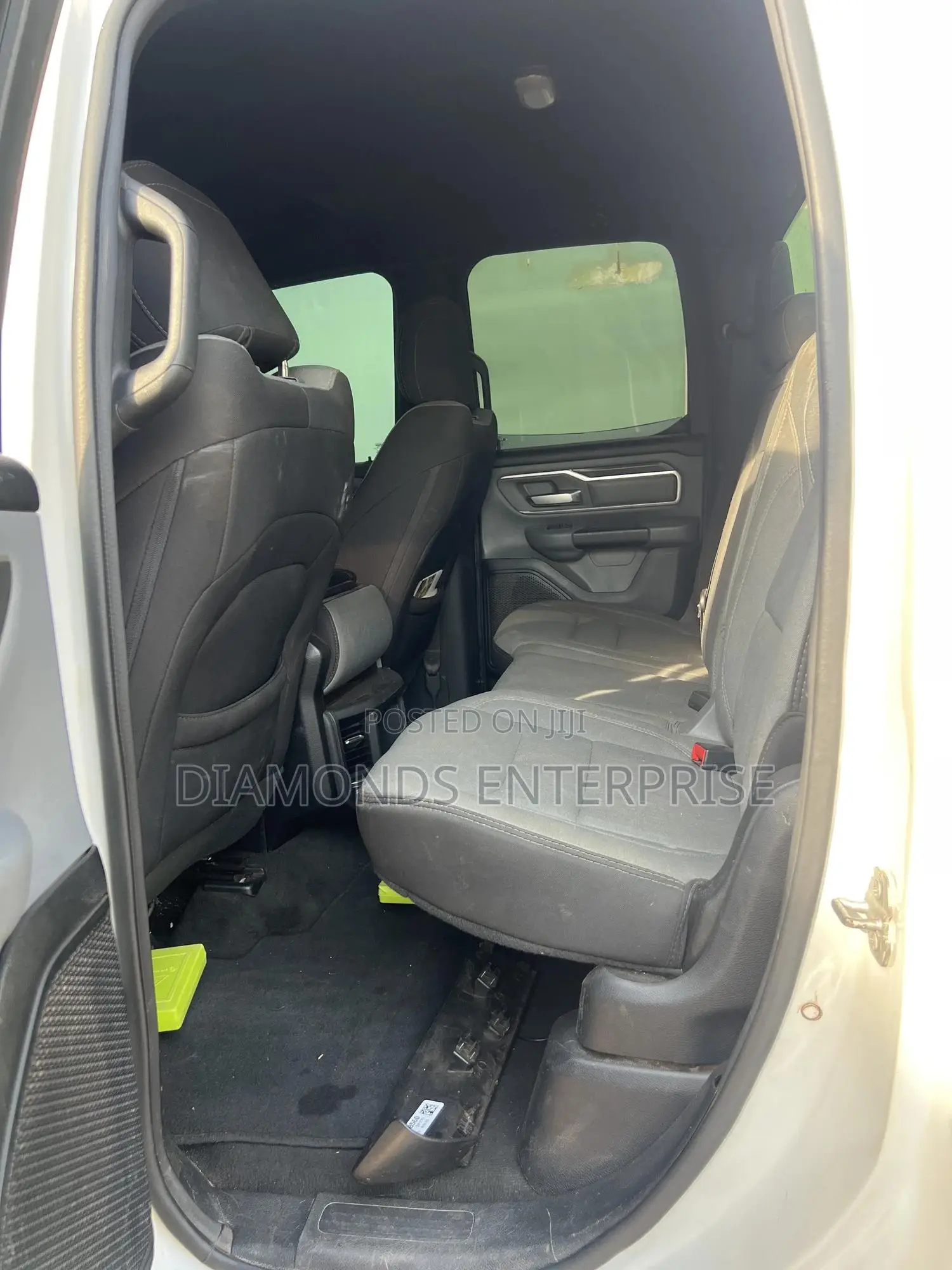 Dodge RAM 2022 White