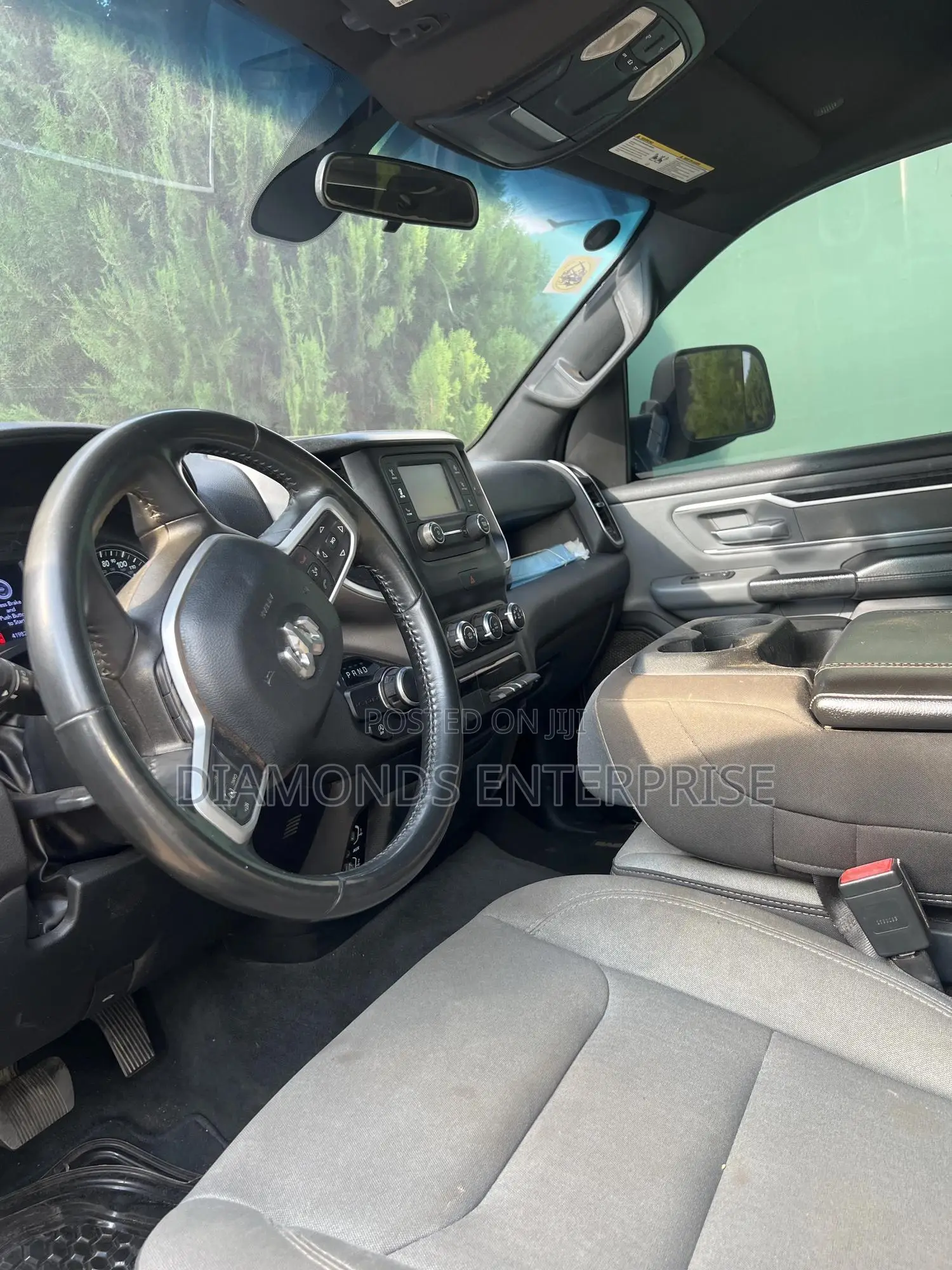 Dodge RAM 2022 White