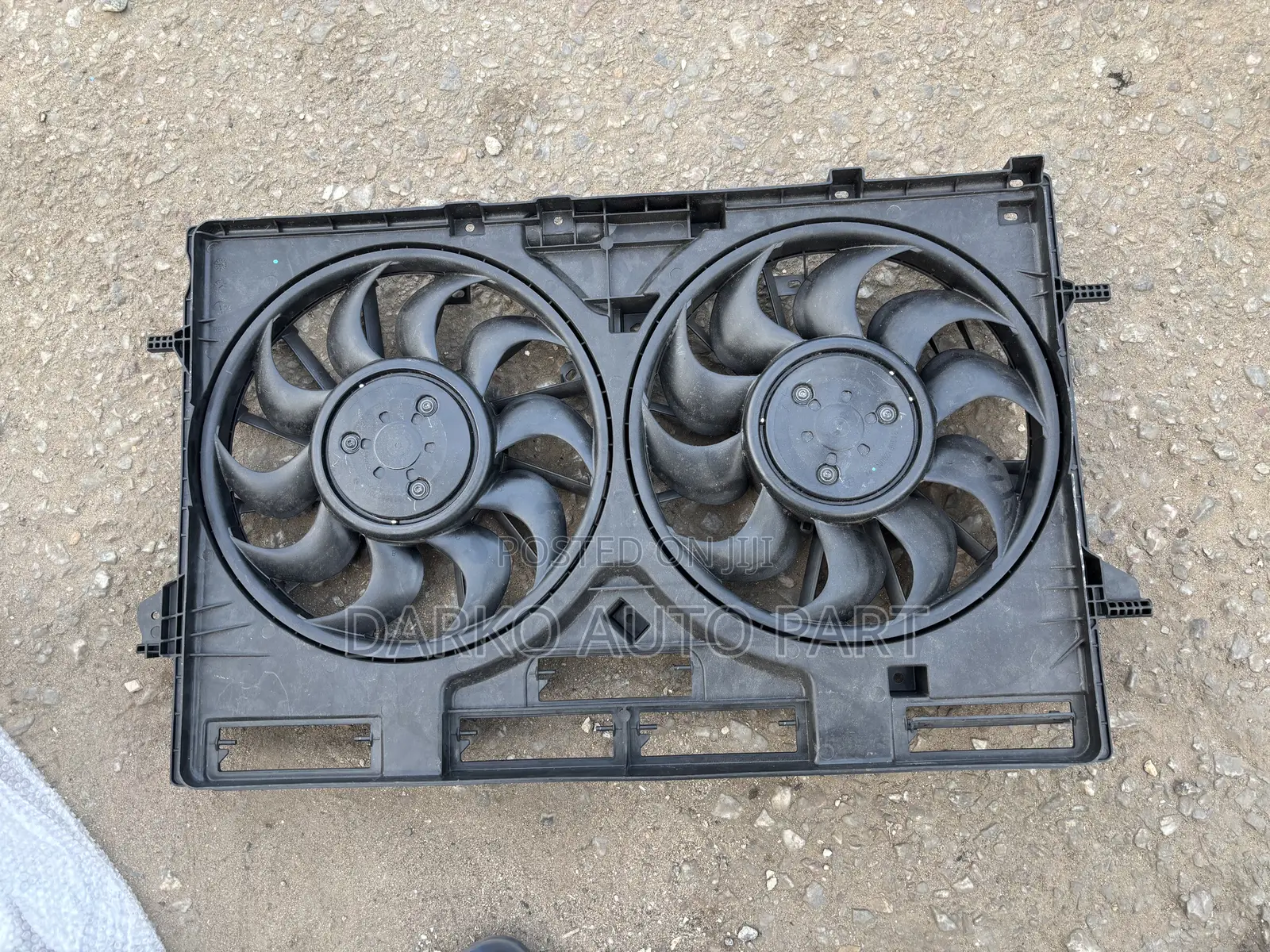 Mitsubishi Outlander 2022-2023 Fans Complete Available