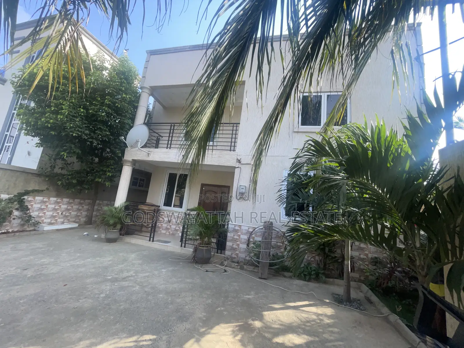 5bdrm House in East Legon, Adjiriganor for rent