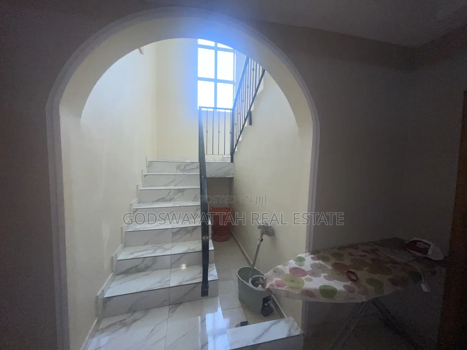 5bdrm House in East Legon, Adjiriganor for rent