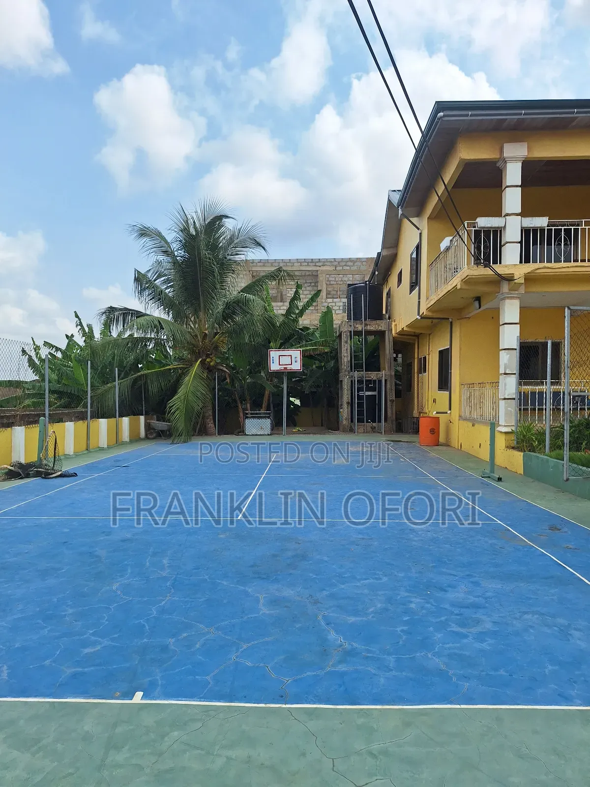 3bdrm House in Weija Junction for rent