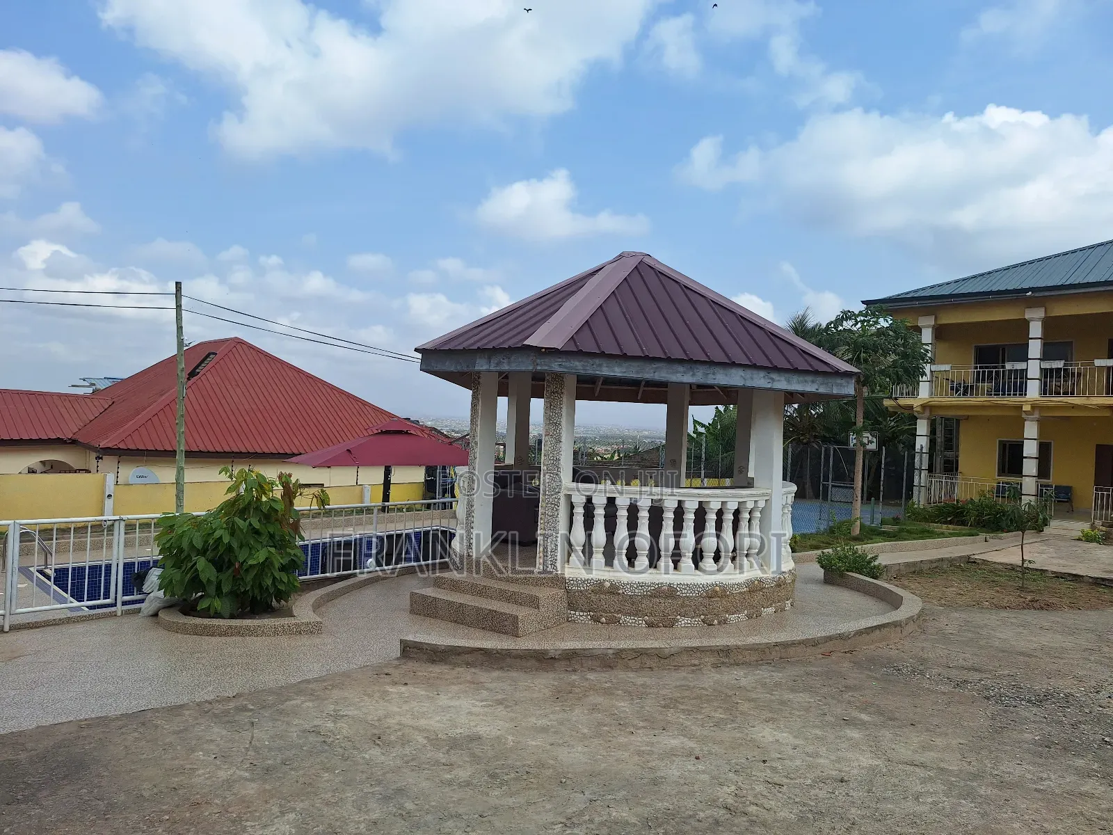 3bdrm House in Weija Junction for rent