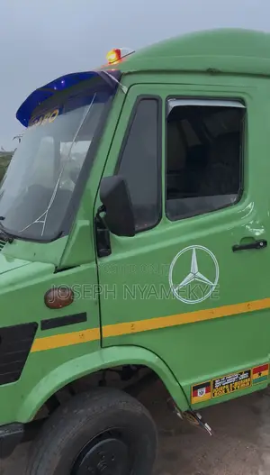 Mercedes-Benz Sprinter 1988 Green