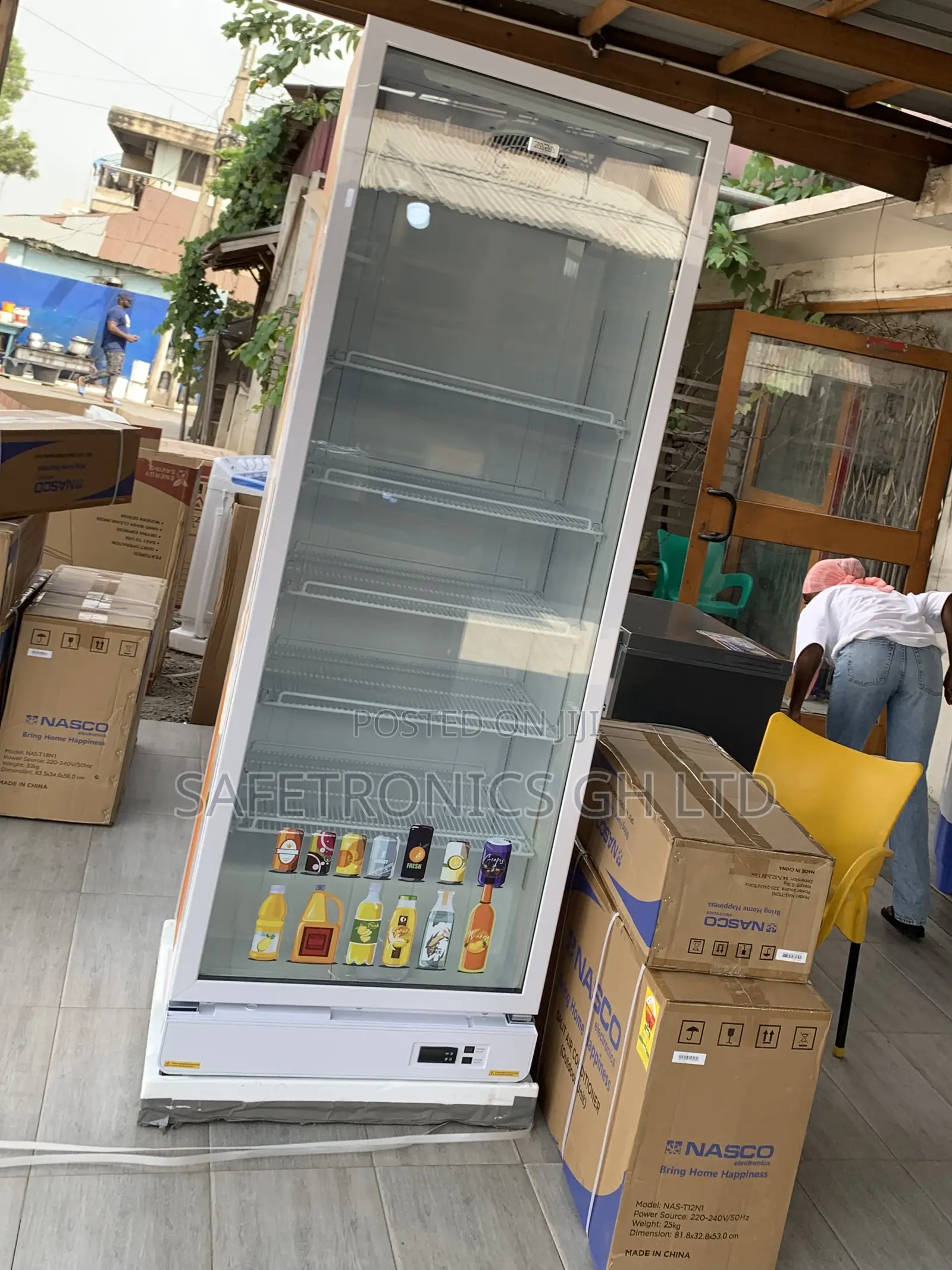 Durable Fast 591 Liters Display Singledoor Zara-600 Fridge
