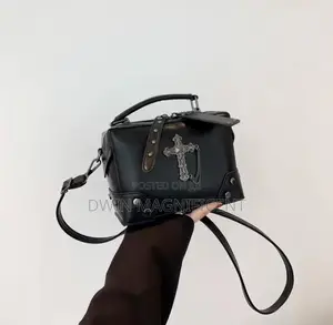 Black Gothic Punk Square Pu Leather Crossbody Handbags