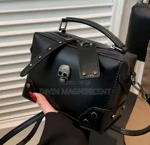 Black Gothic Punk Square Pu Leather Crossbody Handbags